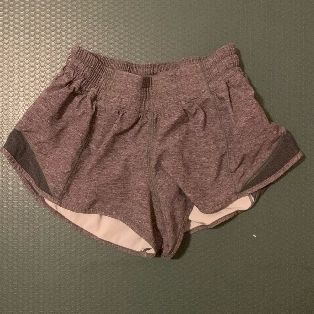 Hotty Hot shorts 2.5” size 4 LR